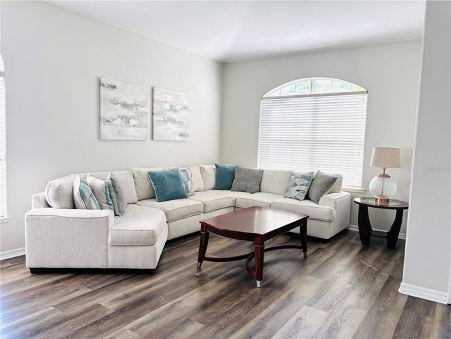 2304 Cedar Garden Dr, House other with 4 bedrooms, 2 bathrooms and null parking in Orlando FL | Image 5