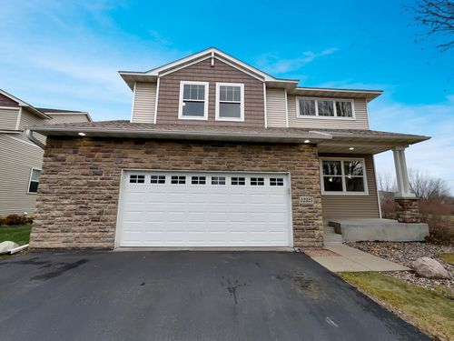 12325 3rd St Ne, Blaine, MN, 55434-1982 | Card Image