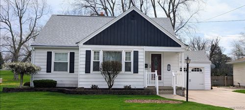 61 Norwood Drive, West Seneca, NY, 14224 | Card Image