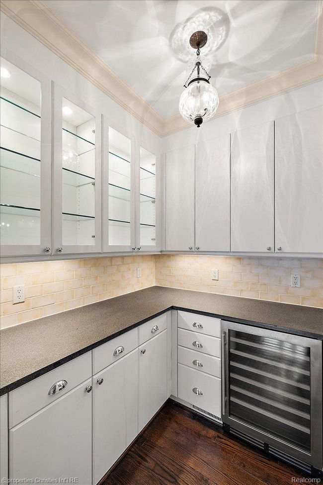 699 Abbey St, House other with 4 bedrooms, 6 bathrooms and null parking in Birmingham MI | Image 18
