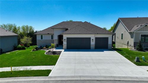 4209 Ne Hideaway Dr, Lee's Summit, MO, 64064-7826 | Card Image