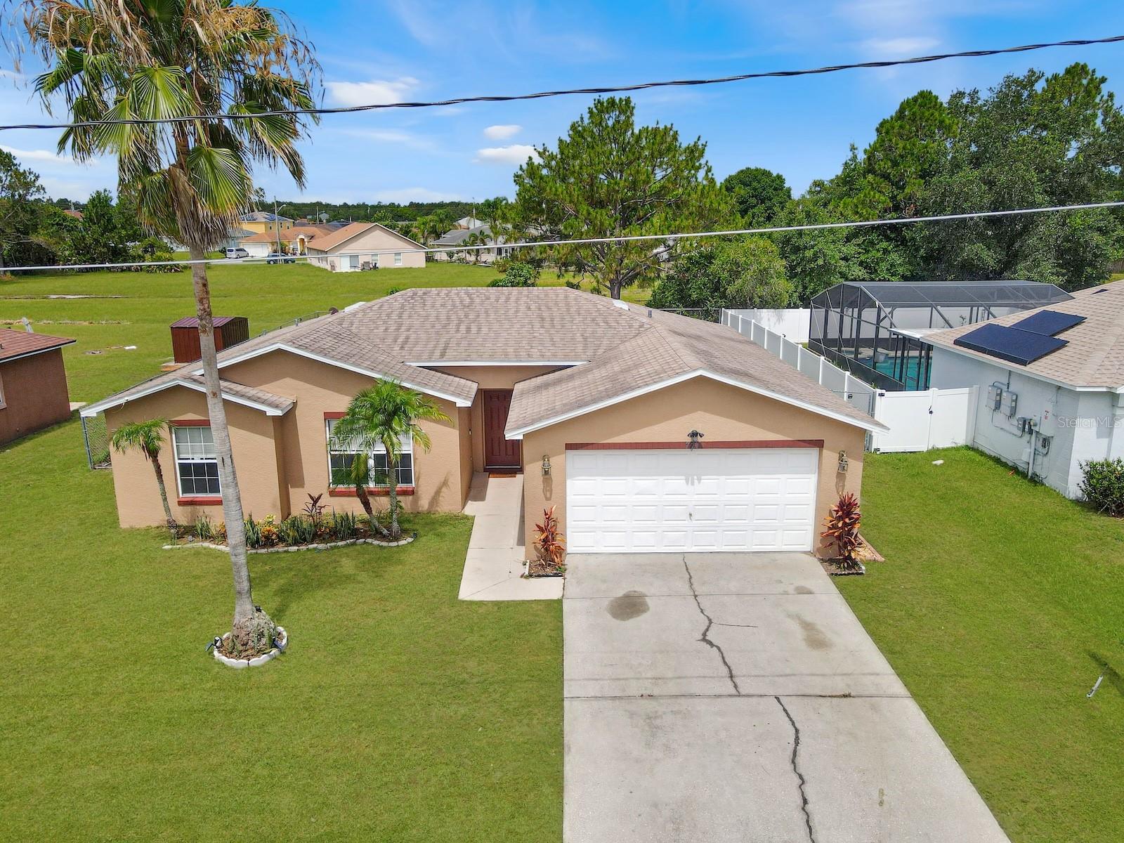 Toulon Dr, Kissimmee, FL 34759