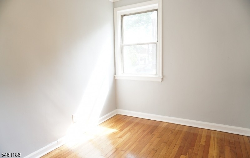 Residential Lease in Rahway City 5