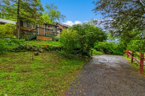 57 Empire Dr, Patterson, NY, 12563-2122 | Card Image