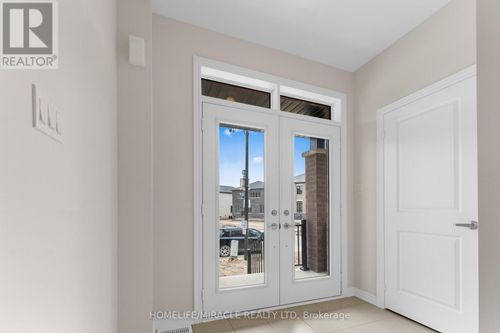 873 Logan Drive, Milton (CB Cobban), ON, L9T7E7 | Card Image