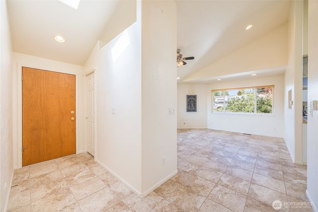 Entry way Alder | Image 4