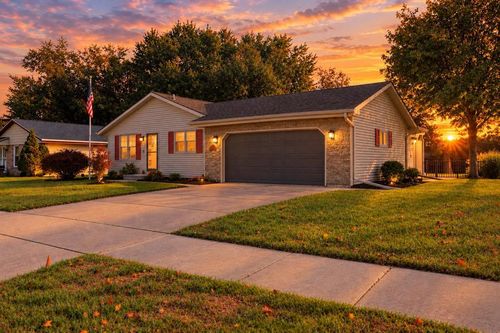 3627 Tripp Road, Janesville, WI, 53547 | Card Image