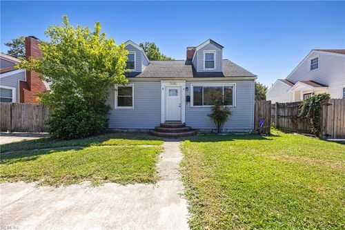 9522 Granby St, Norfolk, VA, 23503-2908 | Card Image