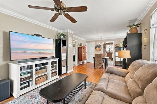 237 Lenox Avenue, Norfolk, VA, 23503 | Card Image
