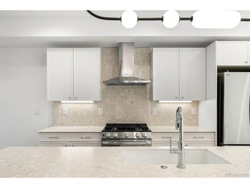 5894 E 14th Ave, Denver, CO, 80220-2637 | Card Image