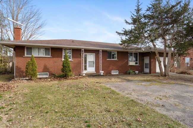 12 Harbourview Rd, House other with 3 bedrooms, 2 bathrooms and 8 parking in Port Colborne ON | Image 4