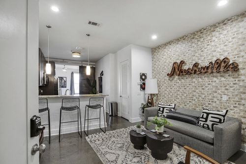 202-210 30th Ave N, Nashville, TN, 37203-1547 | Card Image