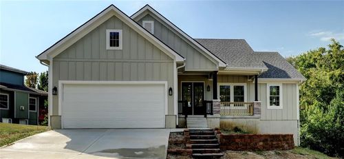 220 Rock Bridge Pkwy, Excelsior Springs, MO, 64024-8164 | Card Image