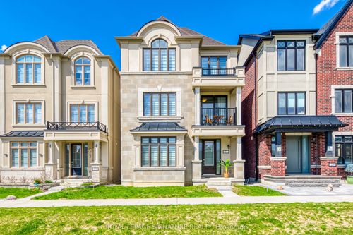 21 Kohn Lane, Markham, ON, L6C3J3 | Card Image