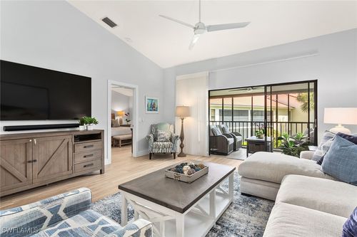 569-569 Serendipity Dr, NAPLES, FL, 34108-2800 | Card Image