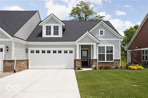 745 Stone Trace Ct, Avon, IN, 46123-1303 | Card Image