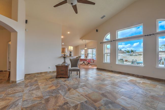 2509 Flagstone Road Ne, House other with 4 bedrooms, 1 bathrooms and null parking in Rio Rancho NM | Image 5