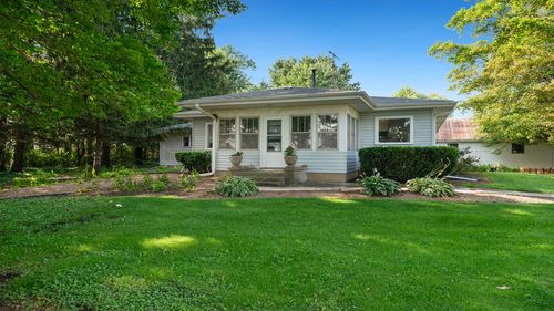 9466 W Pines Rd, POLO, IL, 61064-9074 | Card Image