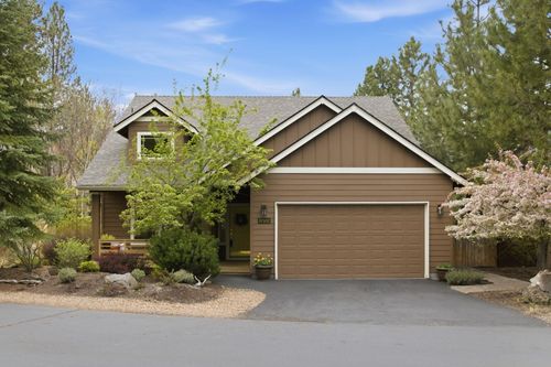 19562 Meadowbrook Drive, Bend, OR, 97702 | Card Image