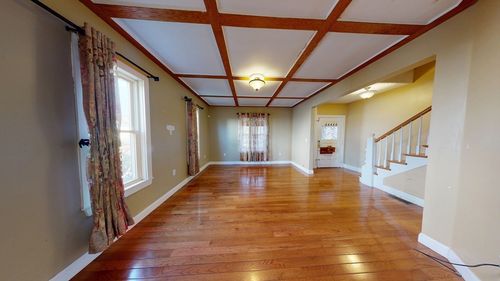 101-101 Magoun Ave, Medford, MA, 02155-4852 | Card Image