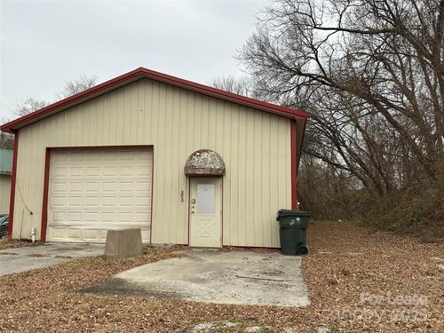 203 E Harrison St, Salisbury, NC, 28144-6452 | Card Image