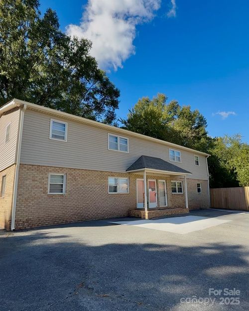 1554 Barringer St, Mount Pleasant, NC, 28124-9006 | Card Image