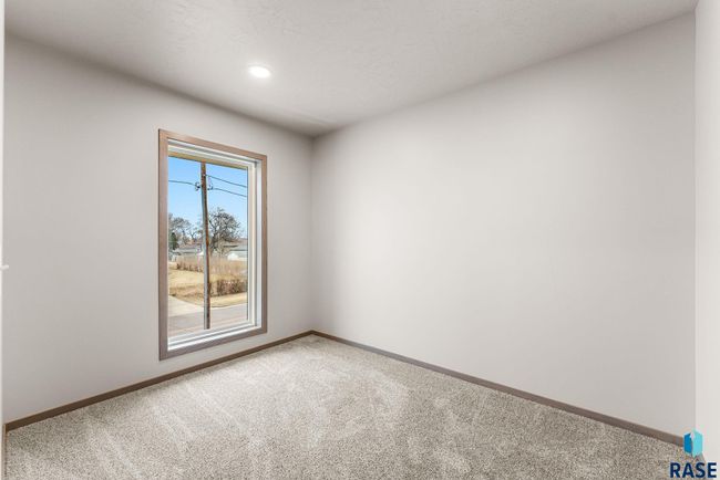 711 Dakota Ave, Townhouse with 3 bedrooms, 3 bathrooms and null parking in Dell Rapids SD | Image 21