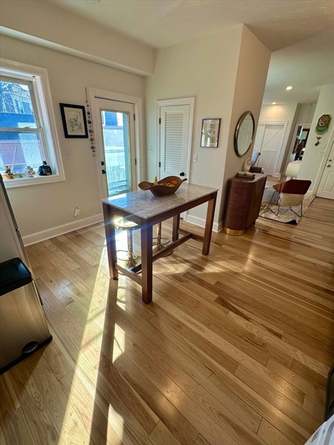 APT-2 - 48 Mercer St, Condo with 2 bedrooms, 1 bathrooms and 1 parking in Boston MA | Image 5