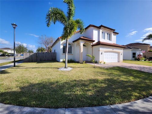 2055 Se 19th St, Homestead, FL, 33035-1983 | Card Image