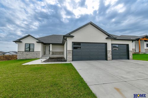 542 N 107th St, Lincoln, NE, 68527-2533 | Card Image