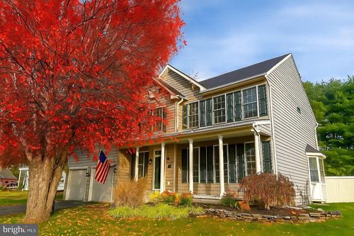 106 Chieftan Ln, BOONSBORO, MD, 21713-2656 | Card Image