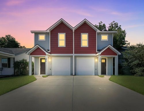 328-326 W Morgan St, Denison, TX, 75020-4615 | Card Image
