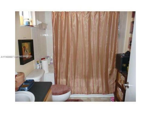 144-2022 Ne 167th St, North Miami Beach, FL, 33162-3442 | Card Image