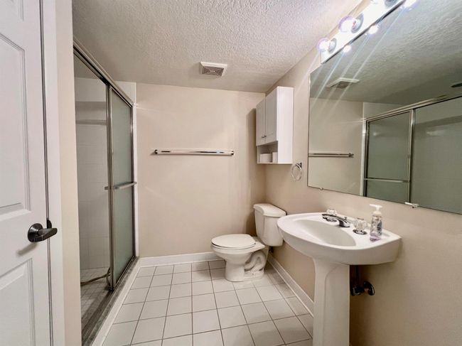 APT-404 - 3880 N Highway A1a, Condo with 2 bedrooms, 2 bathrooms and null parking in Hutchinson Island FL | Image 20
