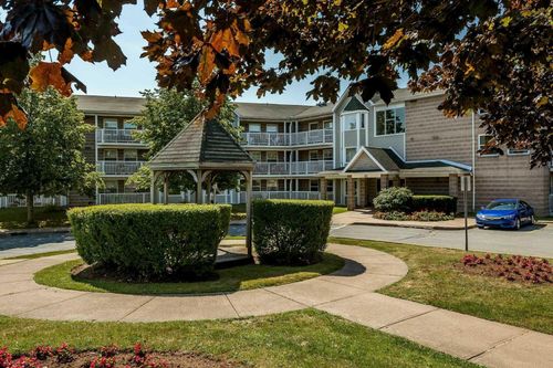 301-83 Kearney Lake Rd, Halifax, NS, B3M4E6 | Card Image