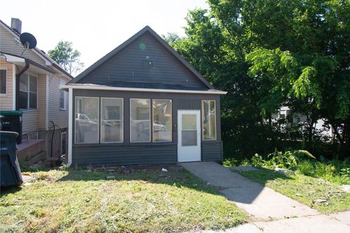 1204 S 27th St, Omaha, NE, 68105-2326 | Card Image