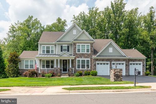 1302 Scotts Run Rd, Mclean, VA, 22102-2812 | Card Image