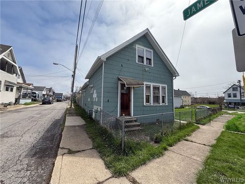 n-884 E Eagle St, Buffalo, NY, 14210-1231 | Card Image