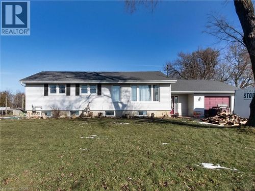 9183 Silver Street, Caistor Centre, ON, L0R1E0 | Card Image