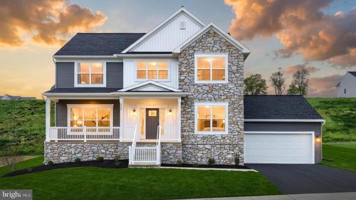 220 Copper Ridge Dr, NEWMANSTOWN, PA, 17073-9054 | Card Image