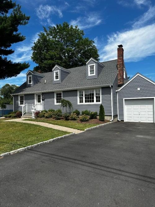 4 Van Duyne Ave, Riverdale, NJ, 07457-1152 | Card Image