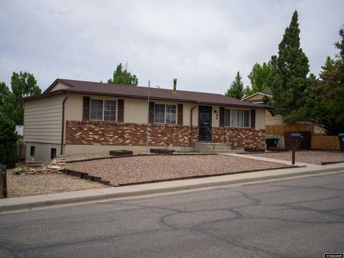 360 Cedar Street, Green River, WY, 82935 | Card Image