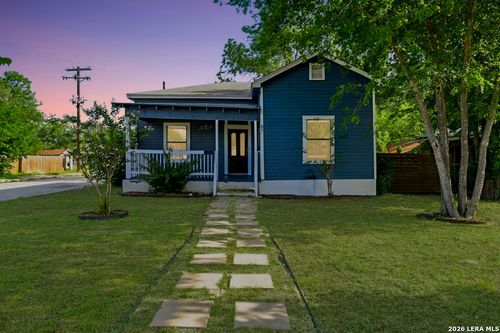 801 Canton, San Antonio, TX, 78202-3202 | Card Image
