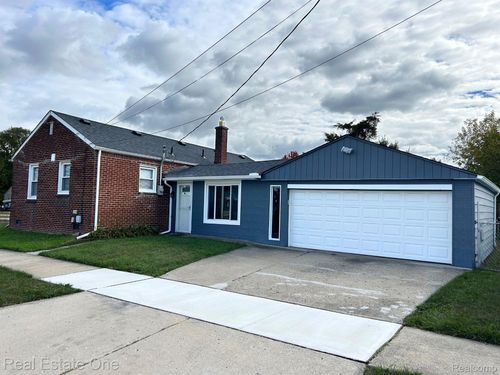 14620 Trenton Rd, Southgate, MI, 48195-1968 | Card Image