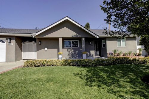 10814 Encino, Granada Hills, CA, 91344 | Card Image