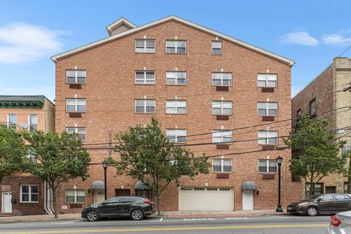 apt-503-1720 New York Ave, Union City, NJ, 07087-7427 | Card Image