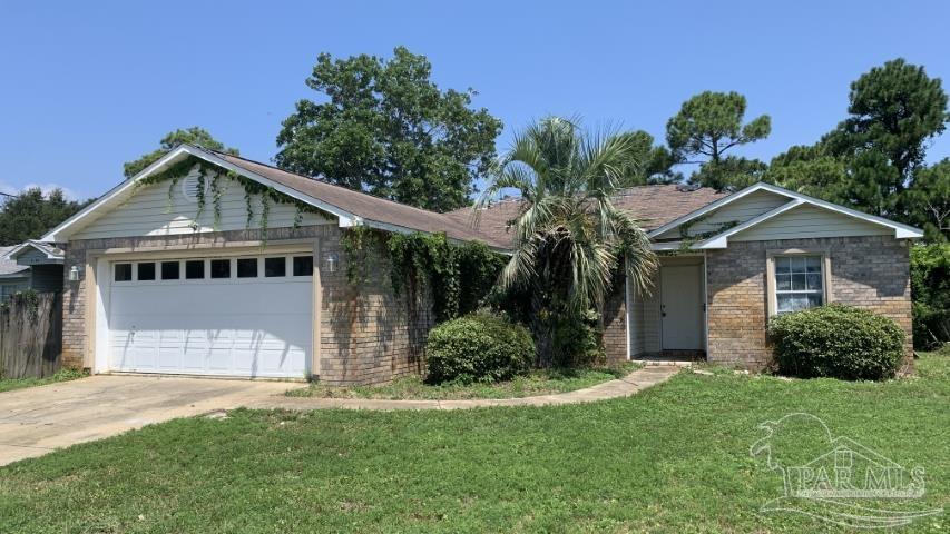 Pins Ln, Gulf Breeze, FL 32563