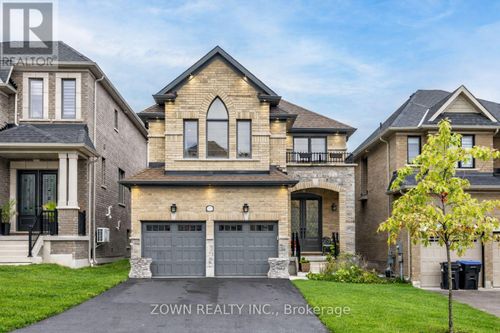 1352 Blackmore St, Innisfil, ON, L9S0P2 | Card Image