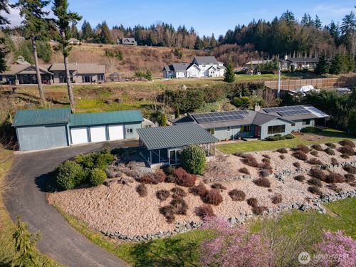 16021 Colony Rd, Bow, WA, 98232-8516 | Card Image