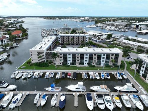 apt-304d-807 River Point Dr, NAPLES, FL, 34102-3446 | Card Image